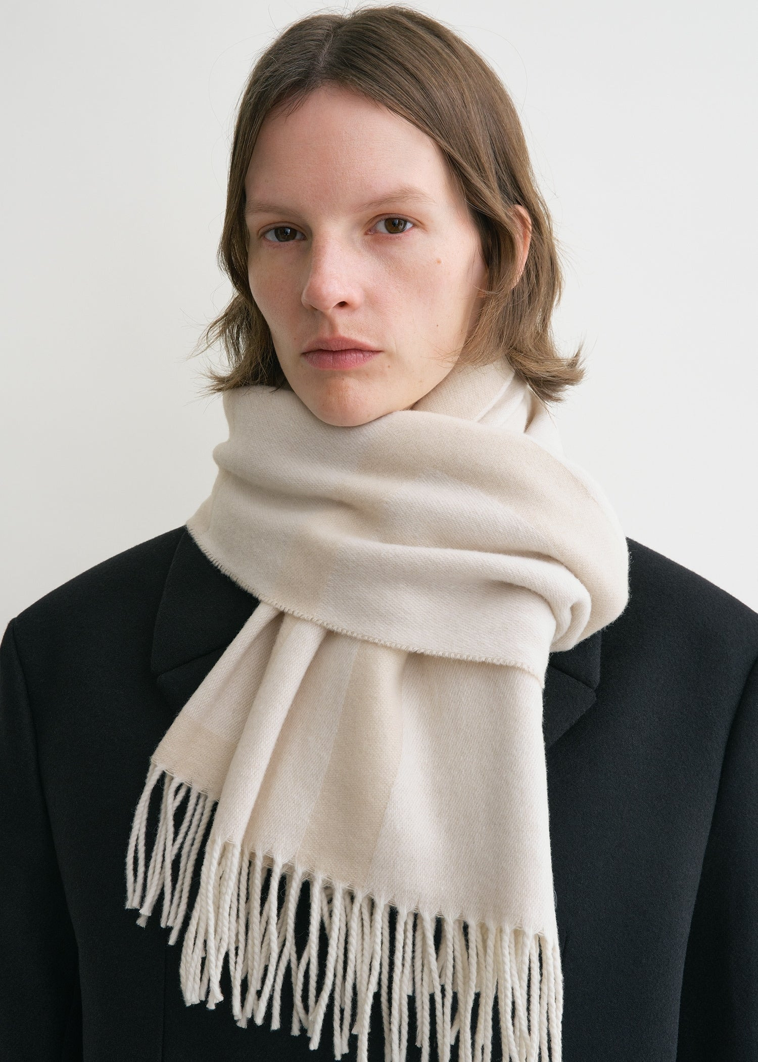 Monogram jacquard wool scarf bone - 3