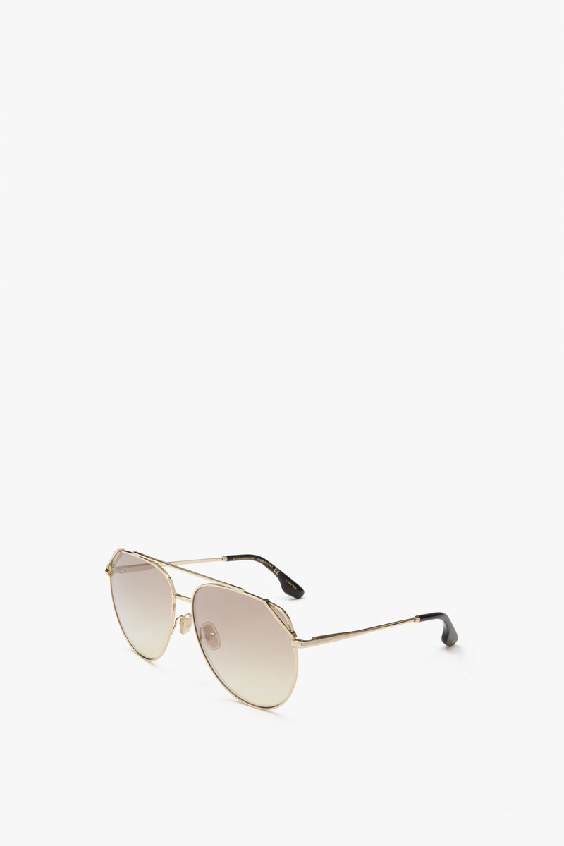Victoria Beckham Classic Aviator in Mirrored Gold outlook