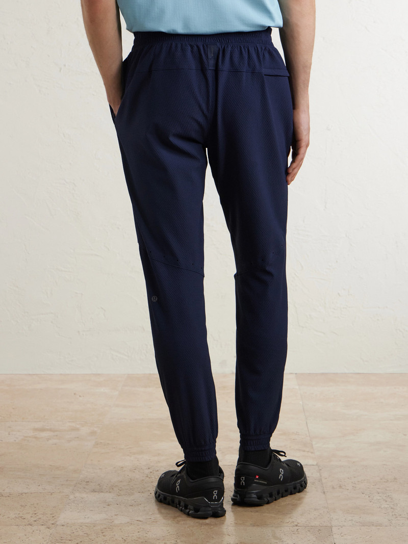 Licence to Train Tapered Stretch Recycled Waffle-Knit Joggers 4