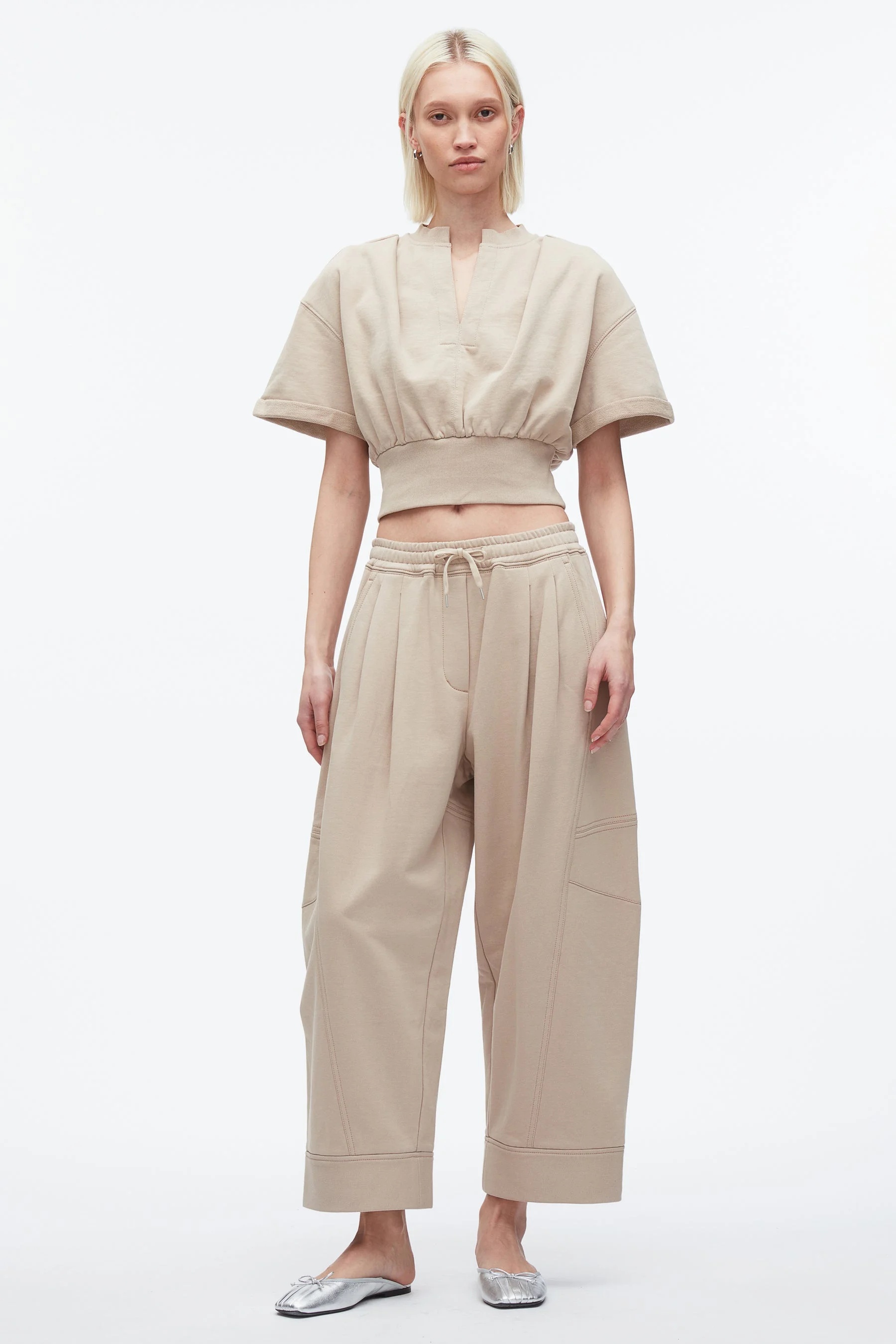 Cropped Sweatshirt - 1