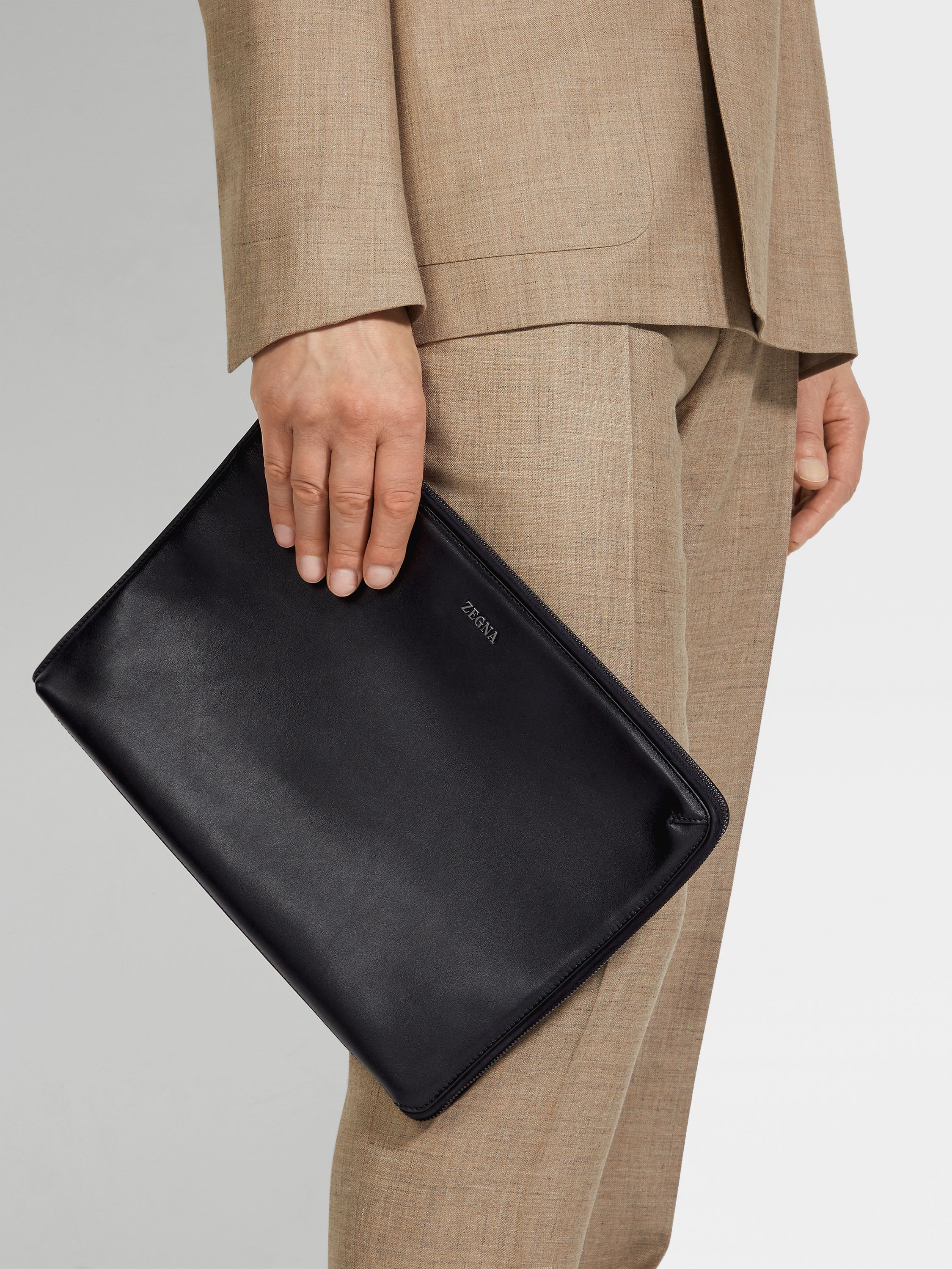 BLACK LEATHER PORTFOLIO - 2