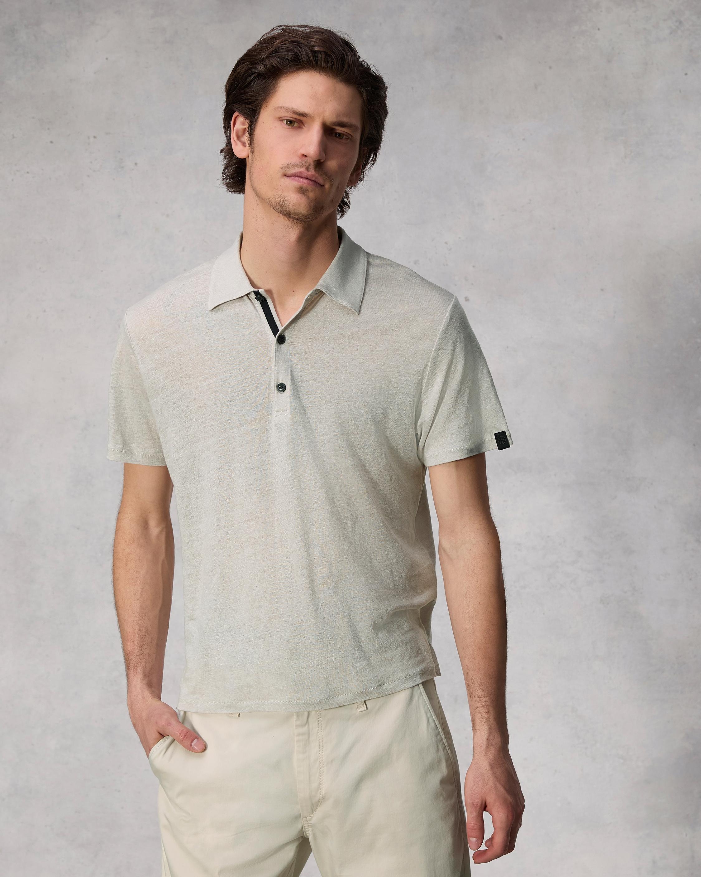 Classic Linen Polo
Classic Fit - 2