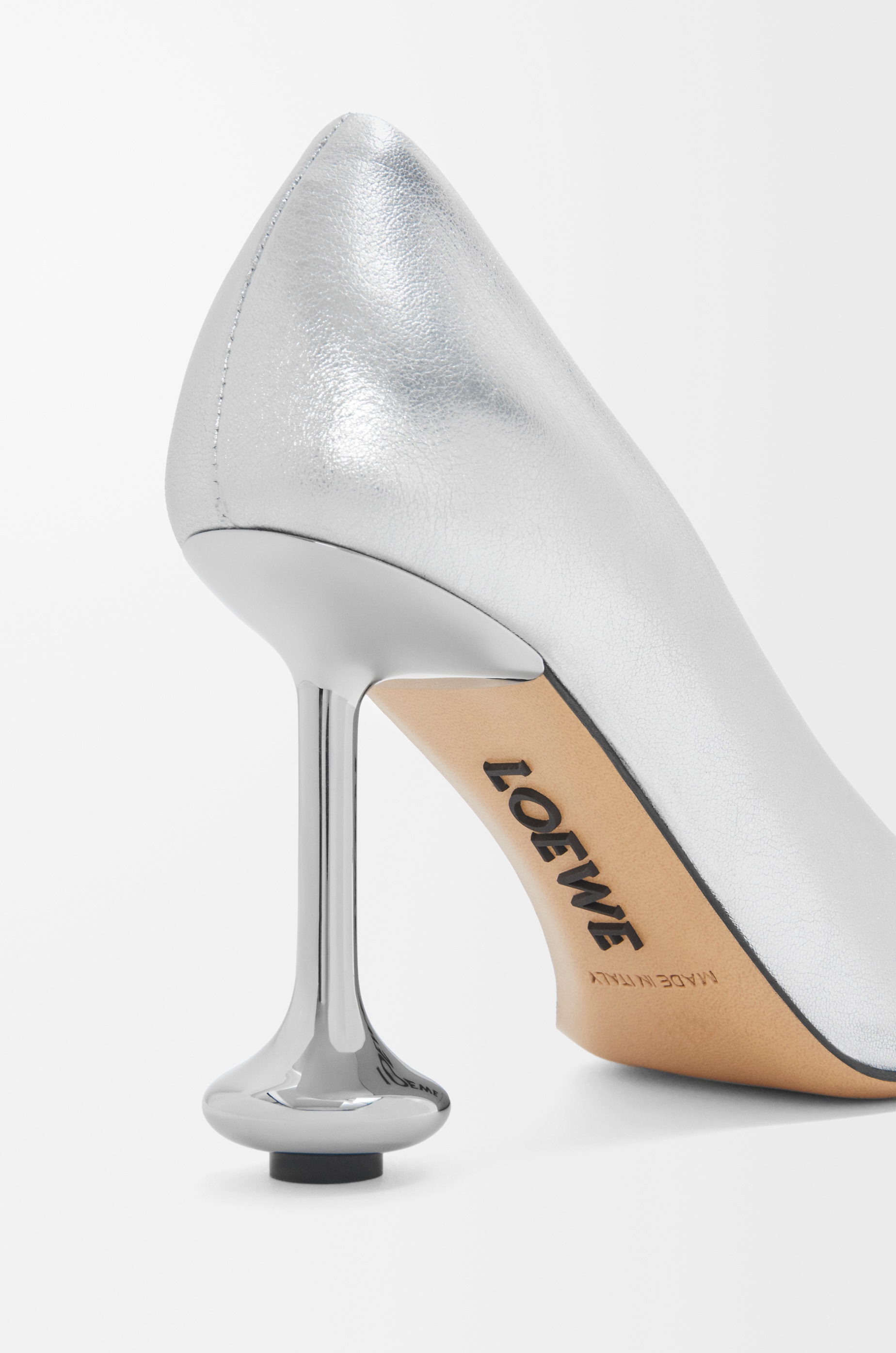 Toy pump in laminated lambskin - 5