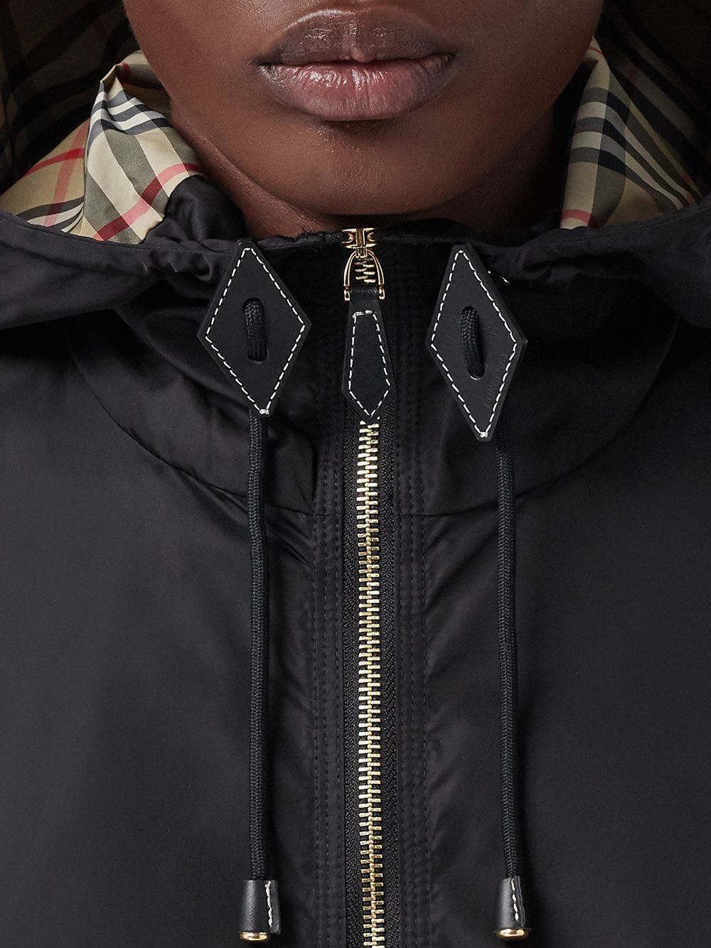 lightweight ECONYL® hooded jacket - 4