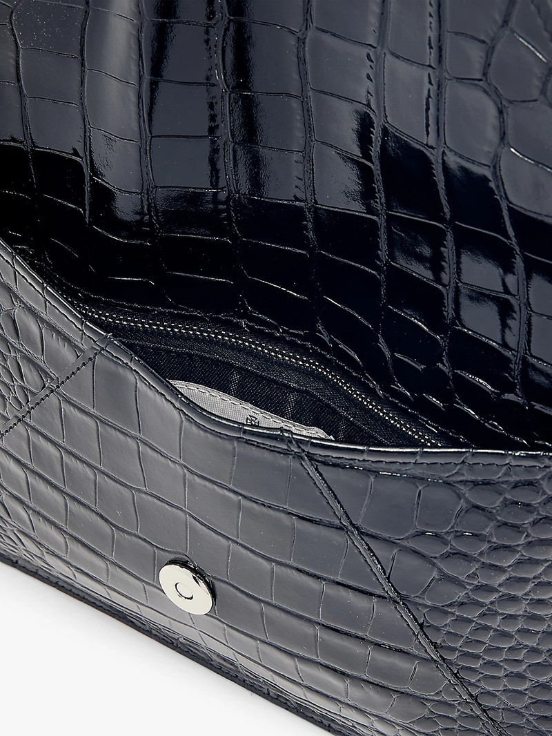 Logo-plaque leather envelope clutch bag 5