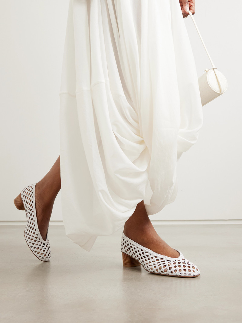LE MONDE BÉRYL Woven Leather Pumps outlook