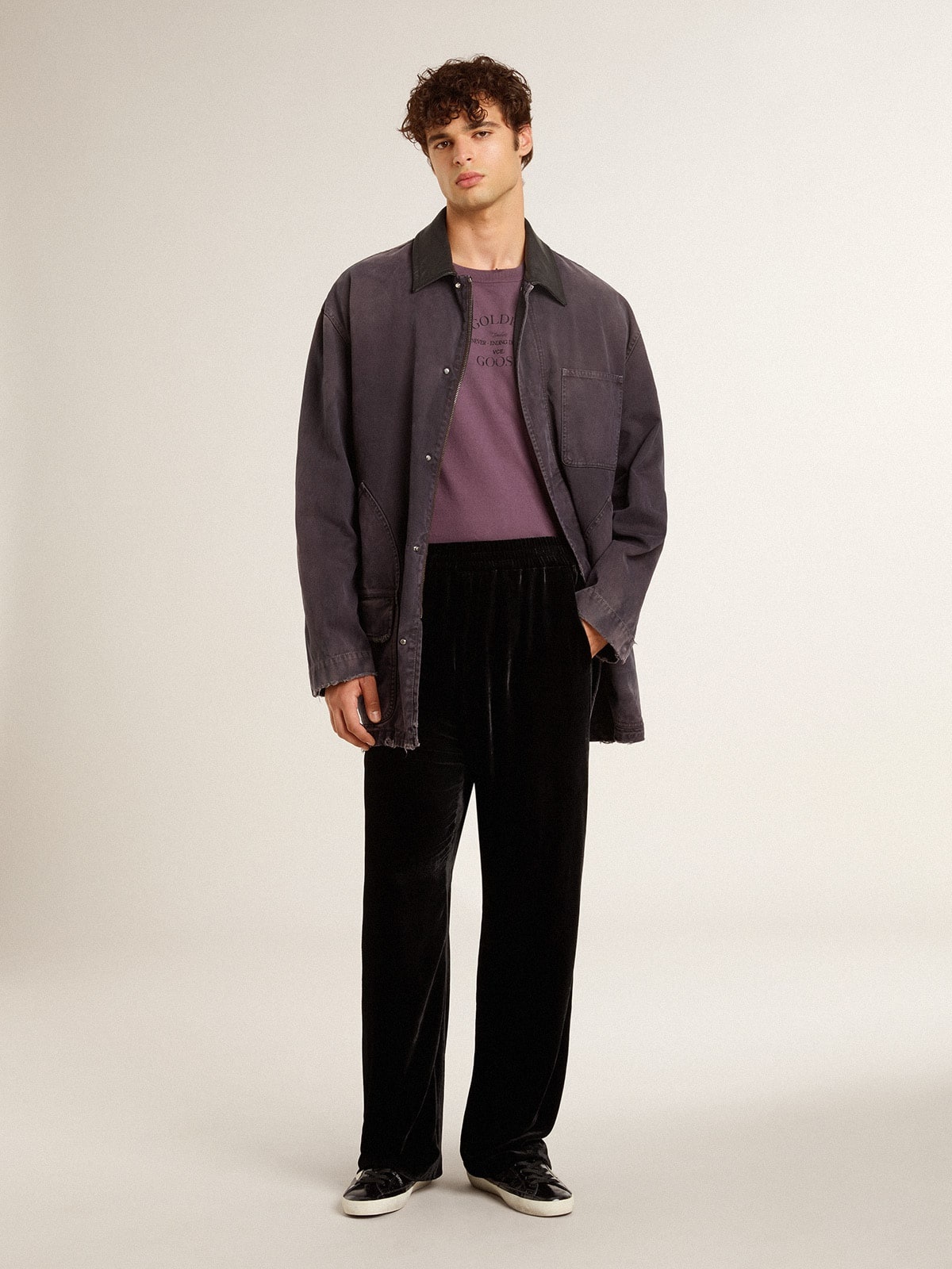 Men’s cotton T-shirt in worn purple with logo print - 3