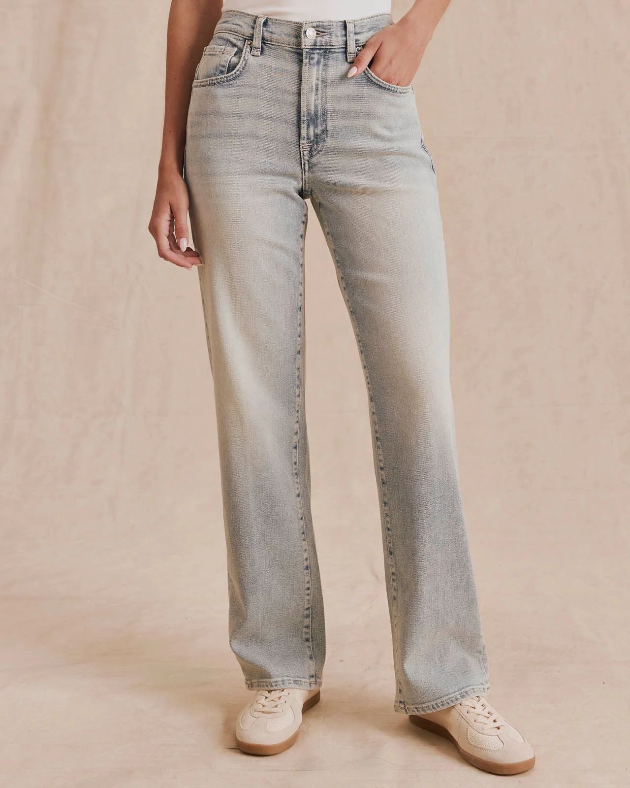 Stovepipe Jean in Light Blue - 1