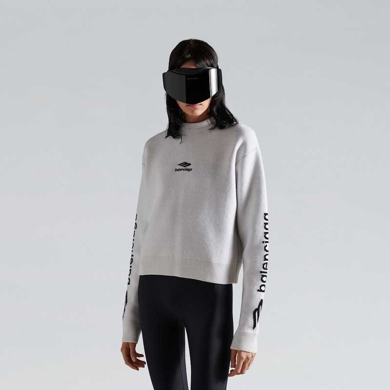 Women's 3b Sports Icon Cropped Crewneck in White/black 5