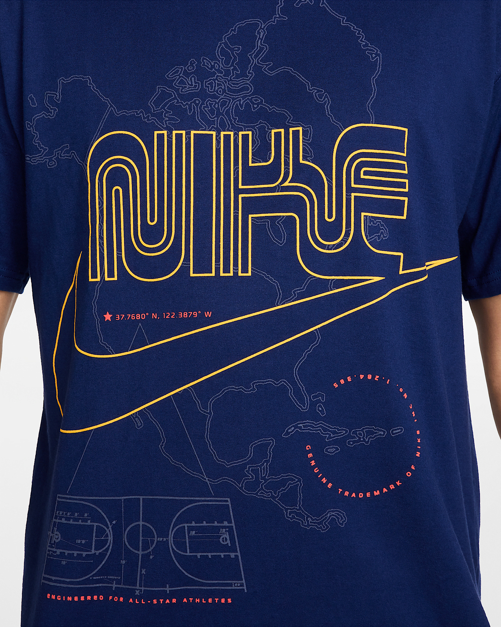 Nike Sportswear Men's Max90 T-Shirt - 4