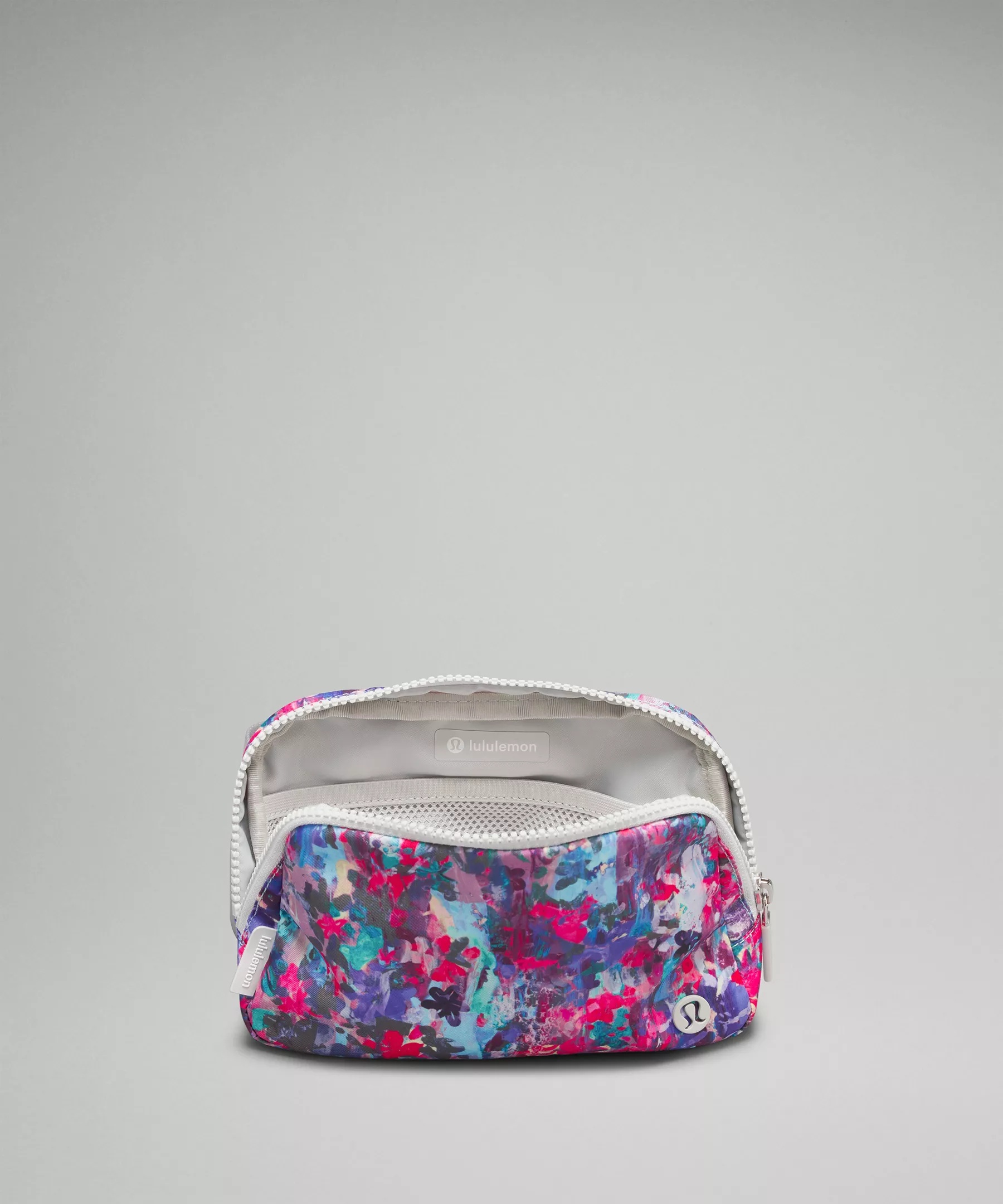 Everywhere Belt Bag 1L - 4