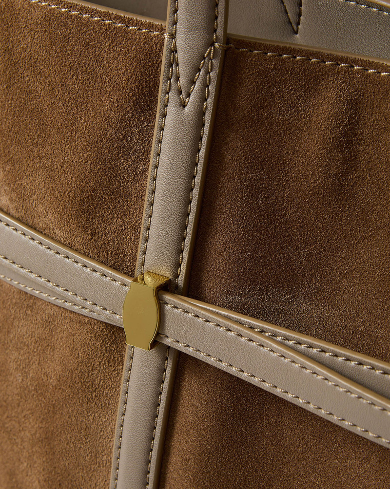 LASSO BELTED TOTE BAG 4