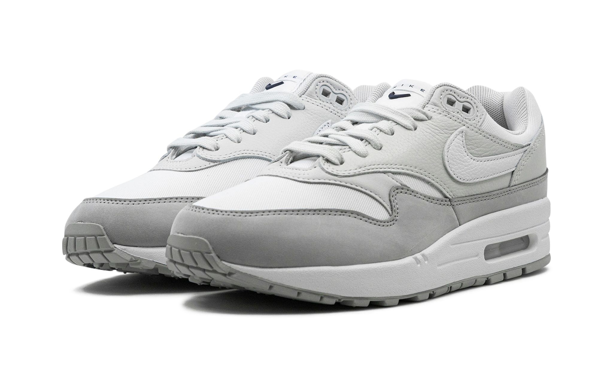 AIR MAX 1 '87 LX WMNS "Light Smoke Grey" - 2