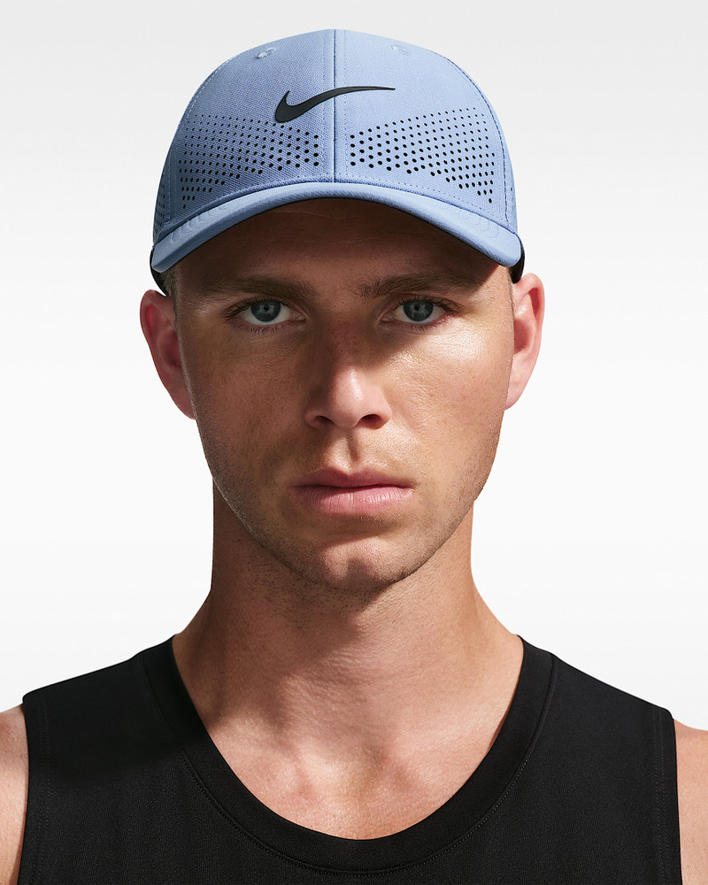 Nike Dri-FIT ADV Club Structured Swoosh Cap 3