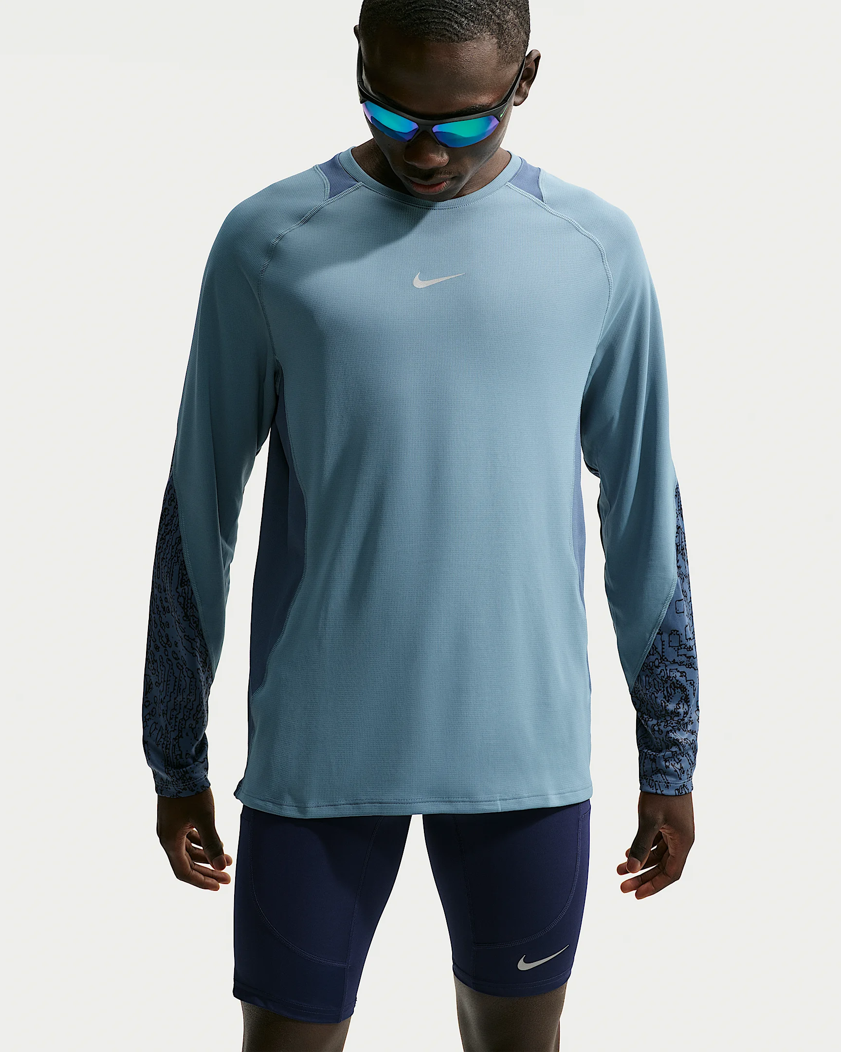 Nike Stride Men's Dri-FIT Winterized Long-Sleeve Running Top - 1