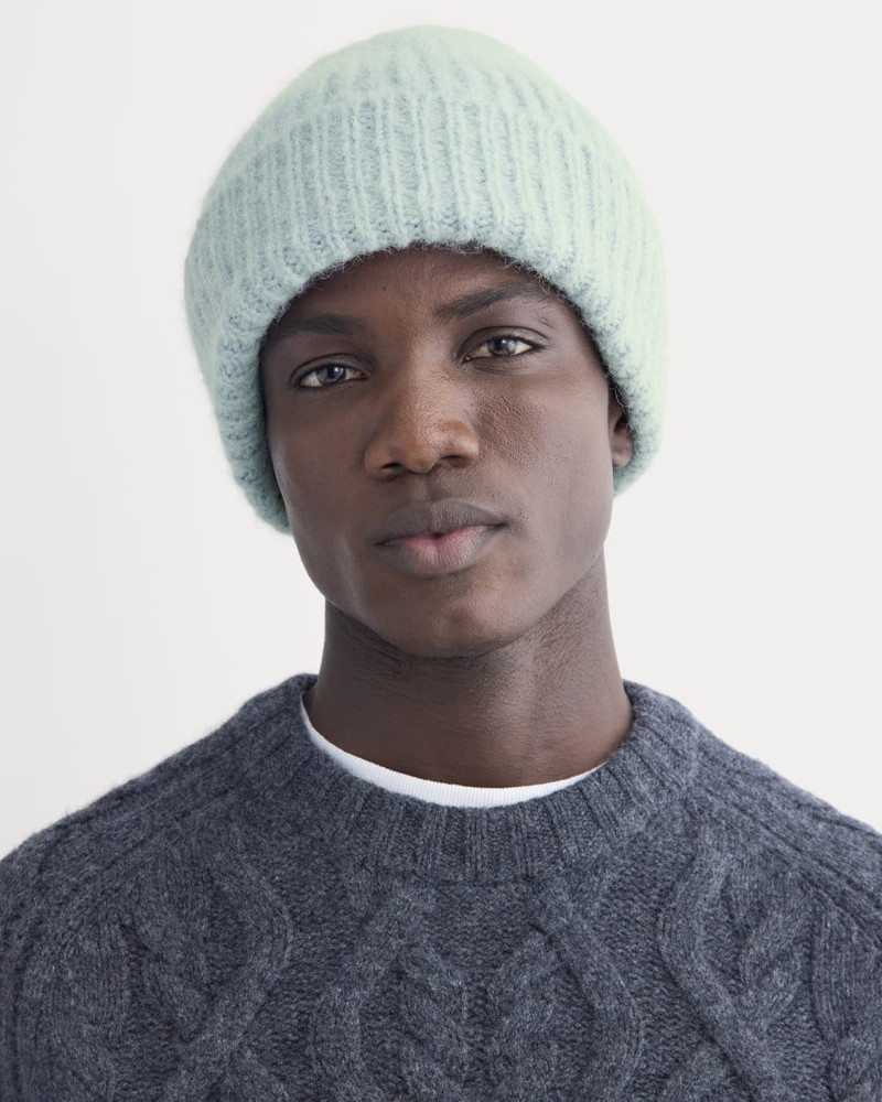 EVERLANE PLUSH ALPACA BEANIE outlook