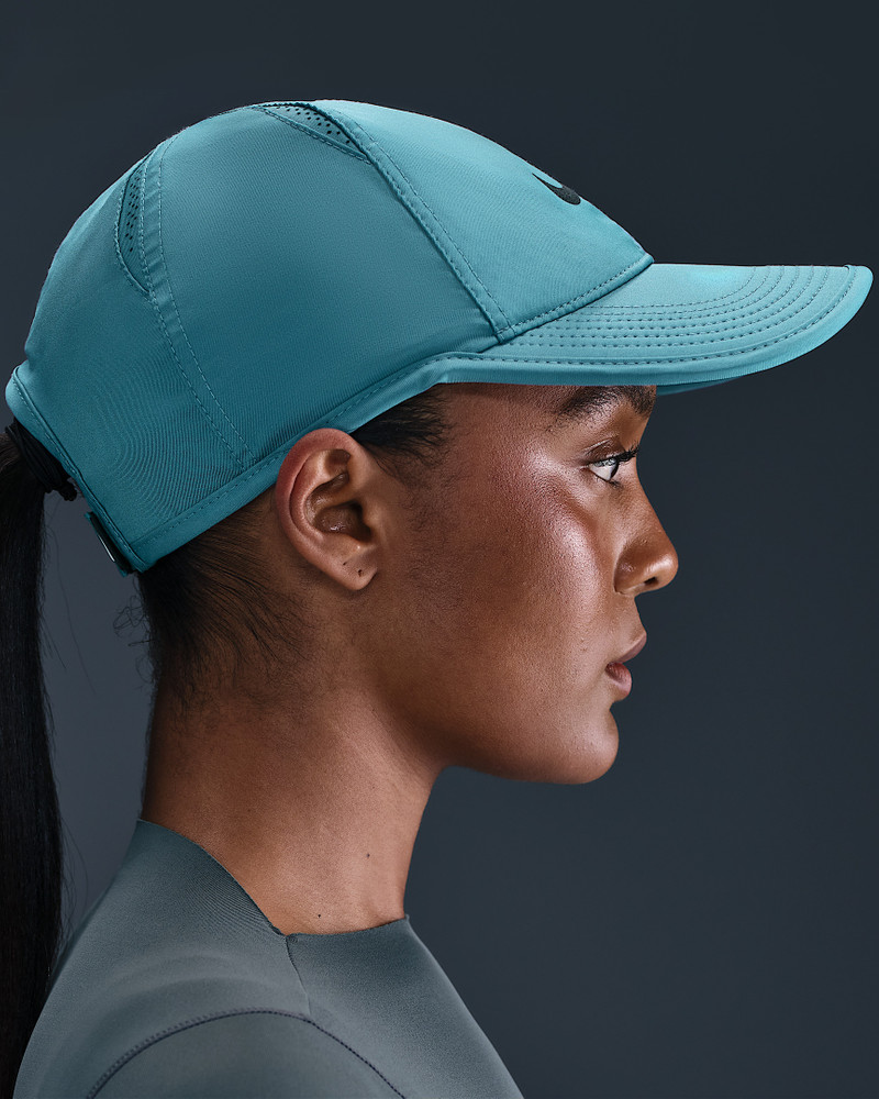 Nike Dri-FIT Club Unstructured Featherlight Cap 4