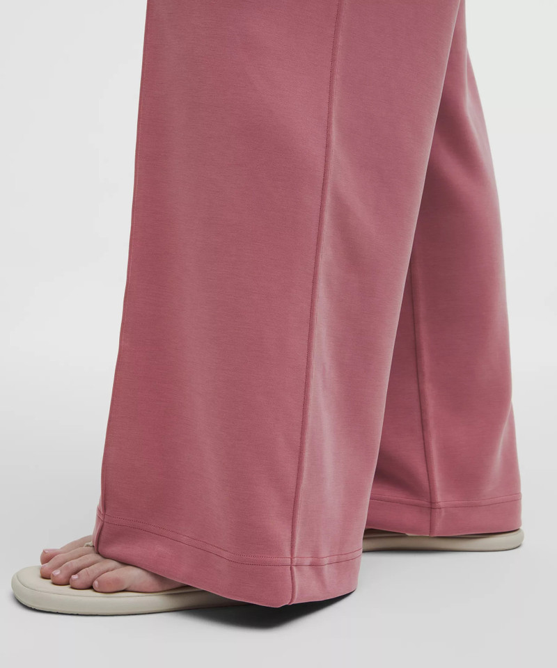 Softstreme Pintuck High-Rise Wide-Leg Pant *Regular 8