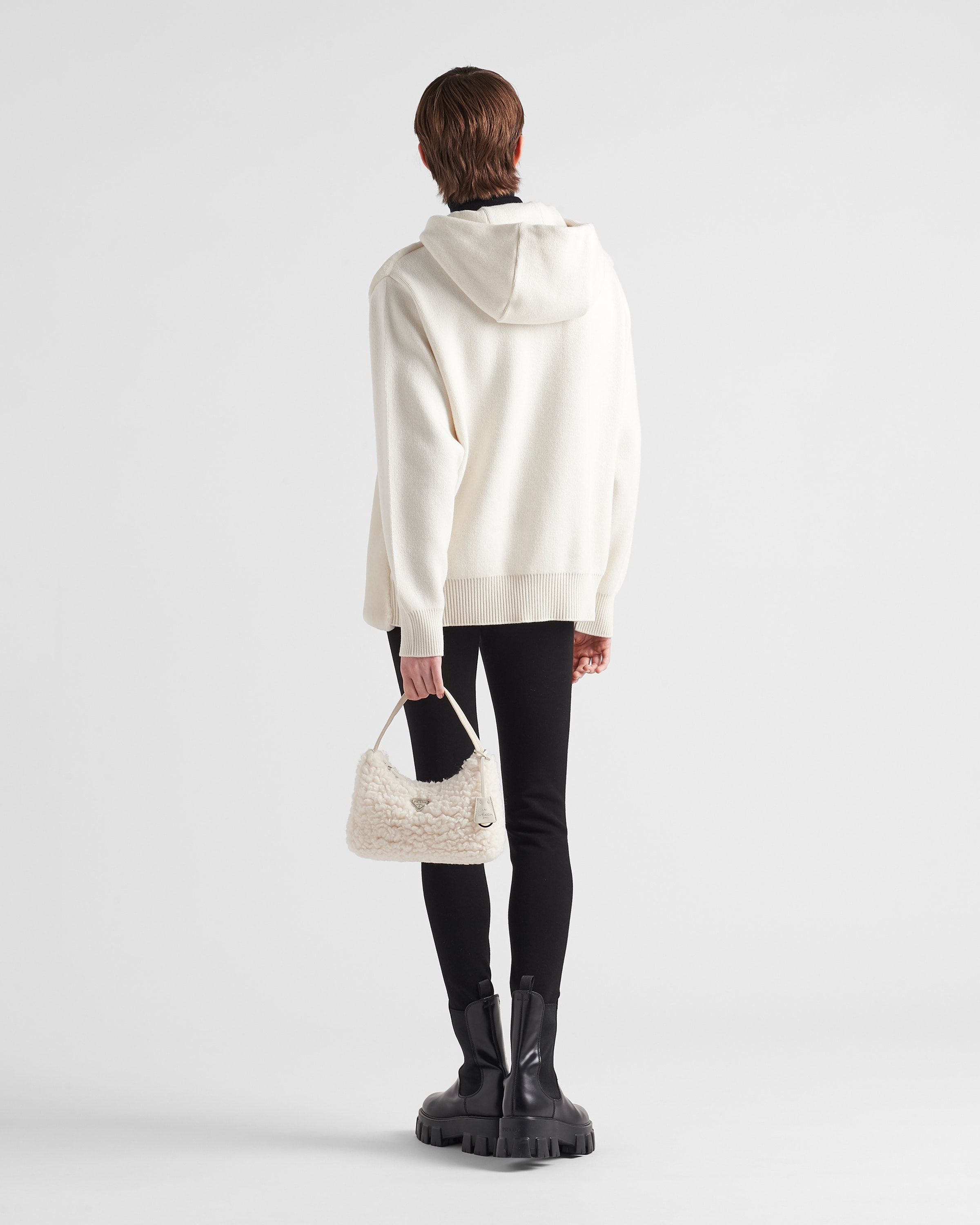 Oversized cashmere and shearling sweatshirt - 5