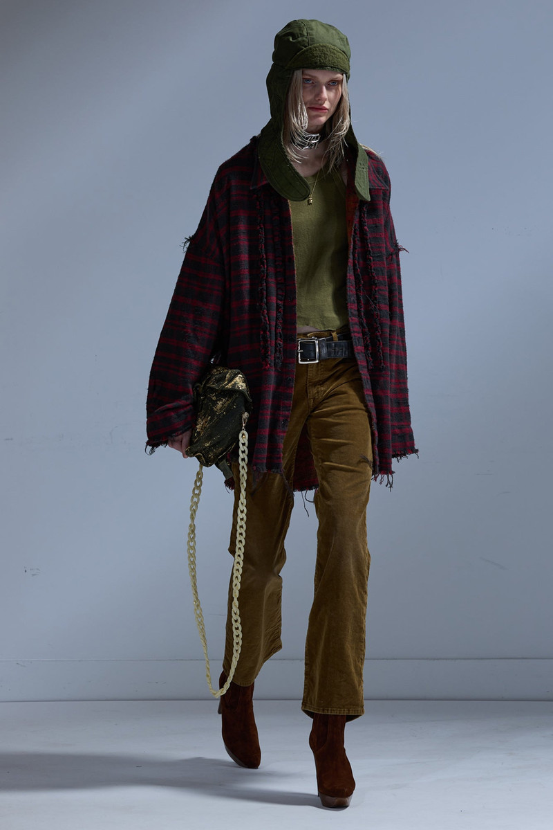 R13 JOAN KICK FLARE JEAN outlook