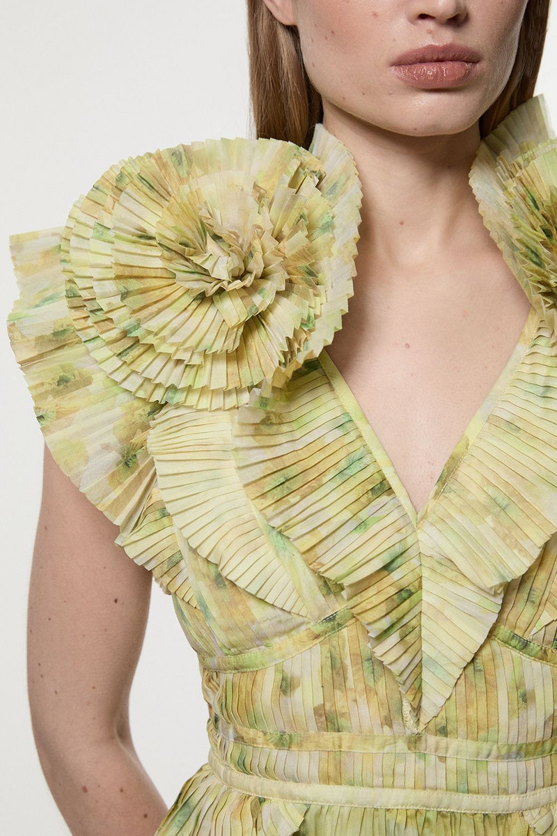 Crinkle Pleat Border Print Mini Dress With Rosette Detail 3