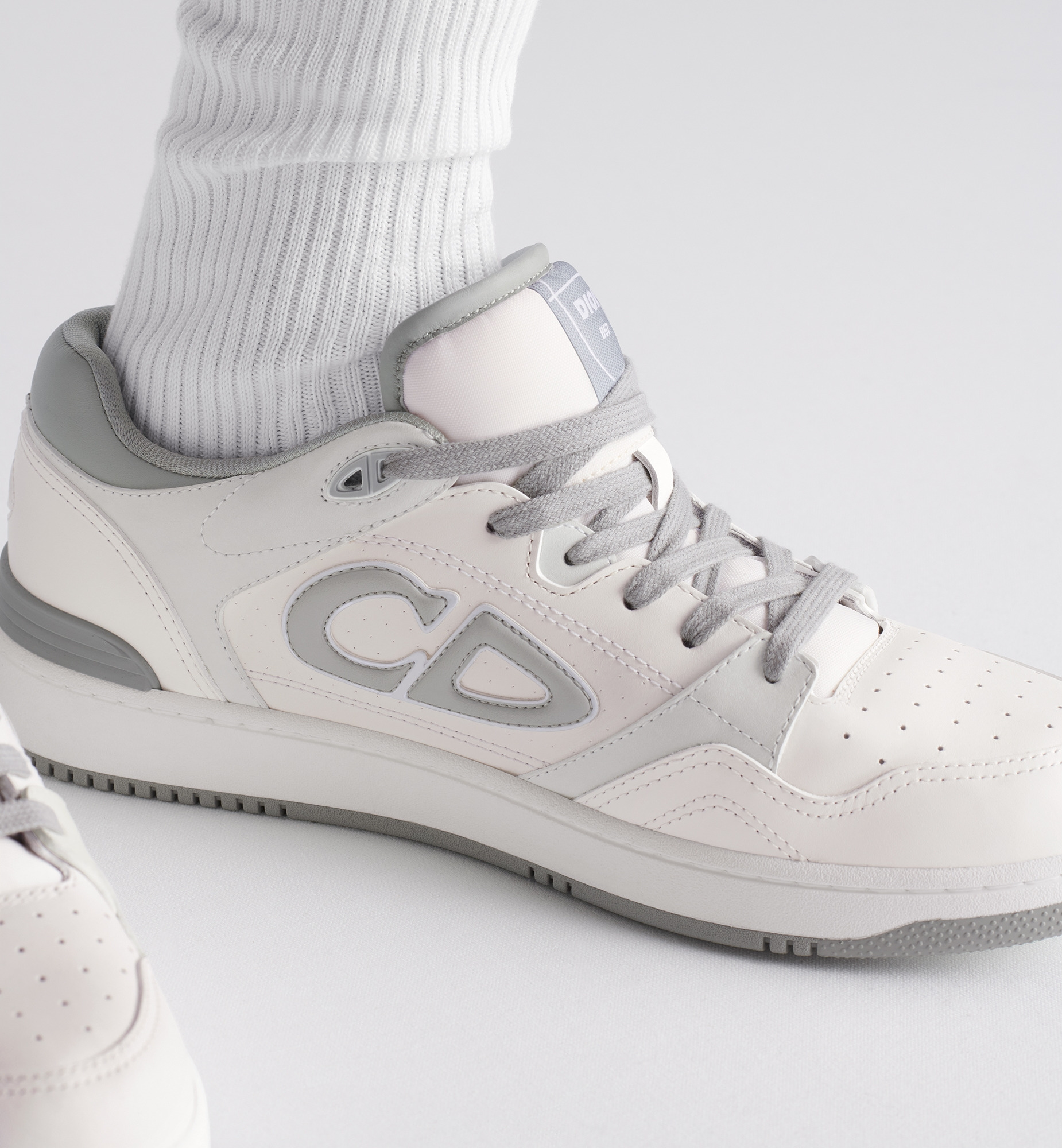 B57 Dribble Low-Top Sneaker - 3