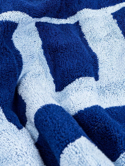 KENZO logo-intarsia cotton-terry beach towel outlook