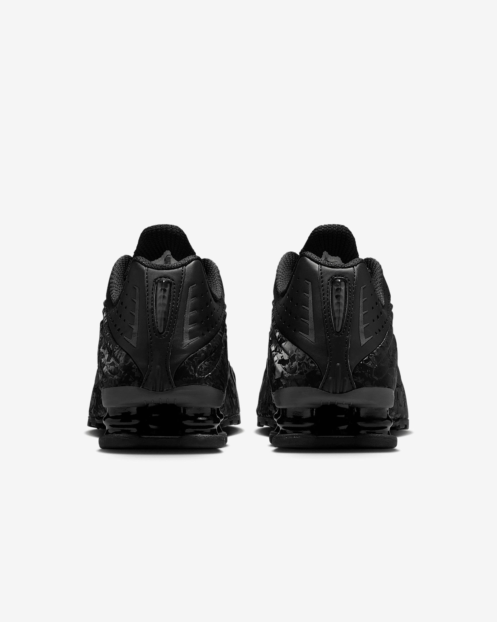 Nike Shox R4 Women's Shoes - 6