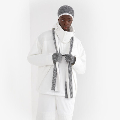 FENDI White wool gloves outlook