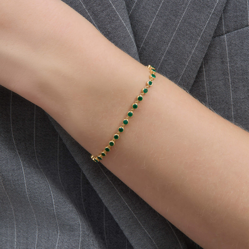 STONE AND STRAND Emerald Luxe Bezel Tennis Bracelet outlook