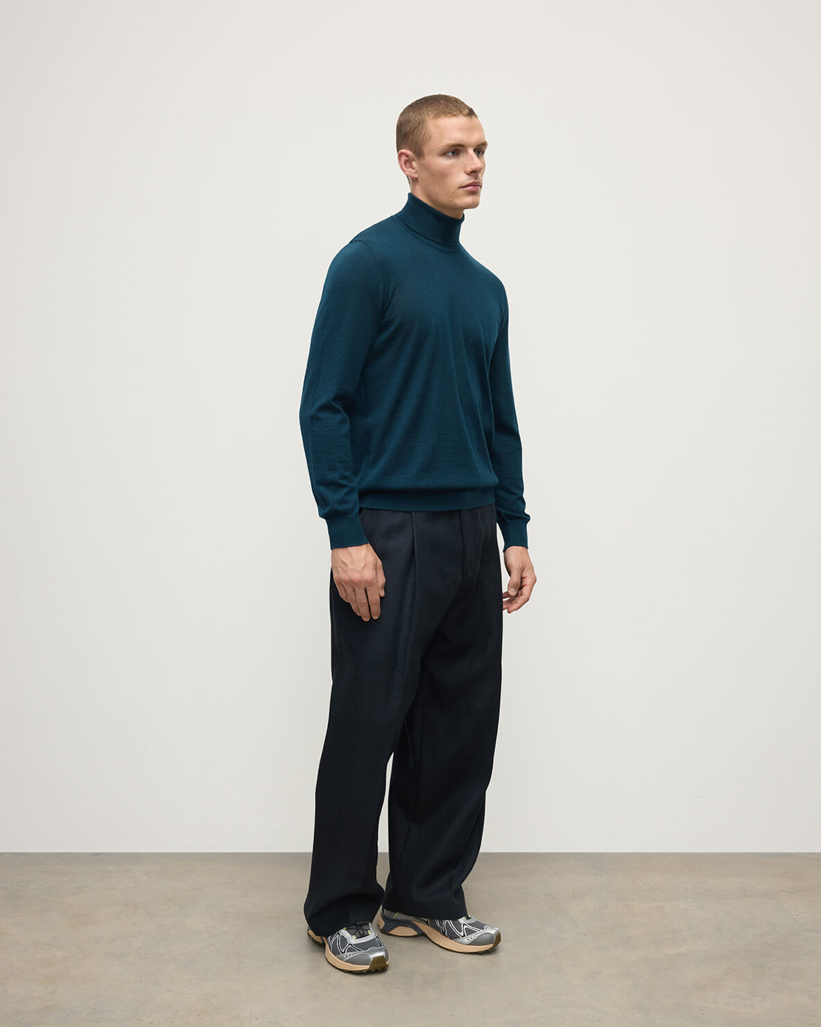 Superfine Cashmere Green Roll Neck Jumper - 3