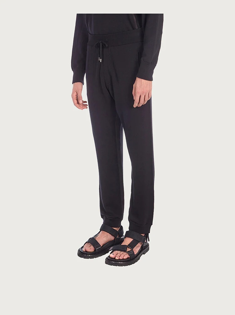 SPORTY TROUSERS WITH NUBUCK DETAILS 5