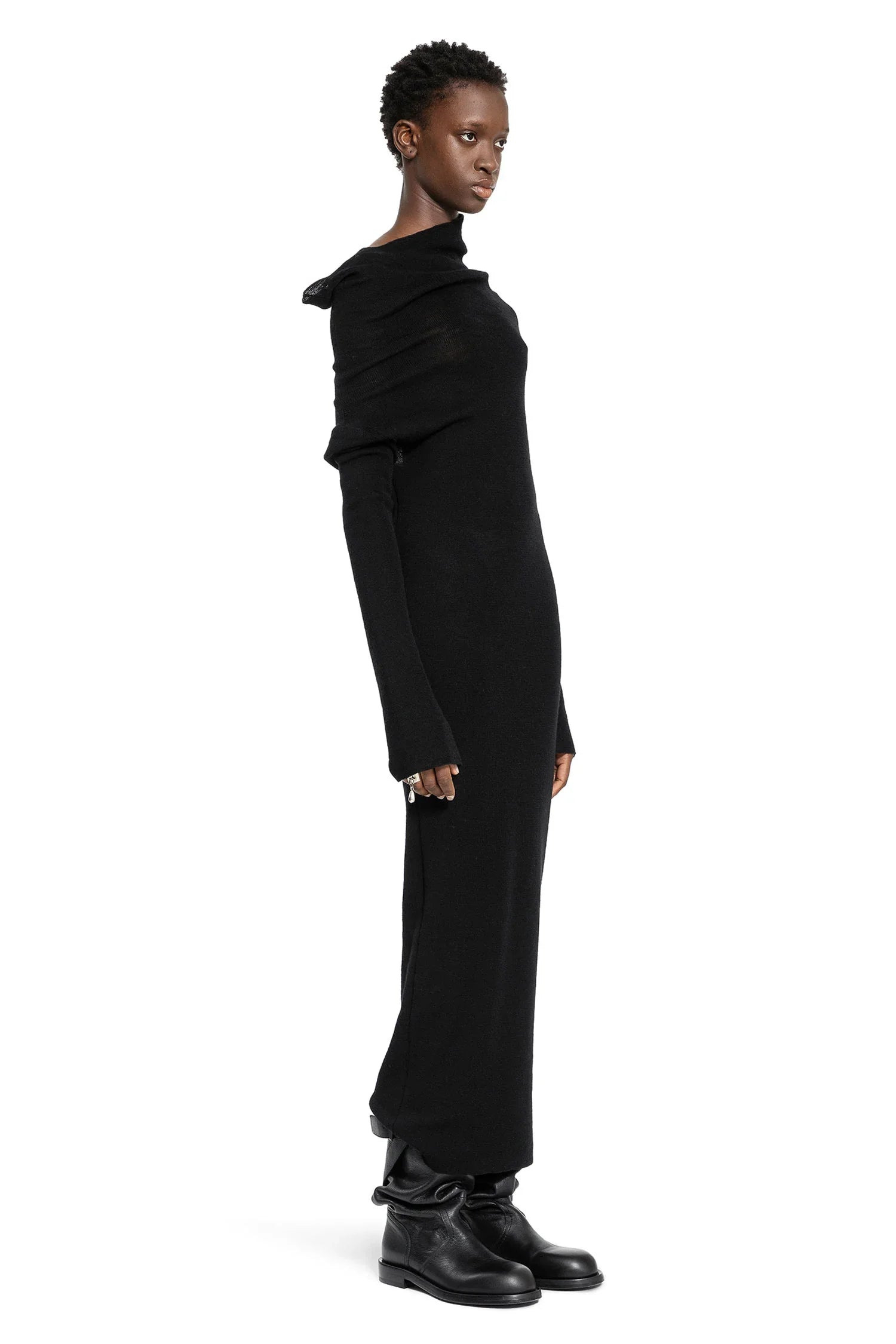 Barbro-Long-Dress-In-Ultralight-Crepe-Wool-Knit - 3