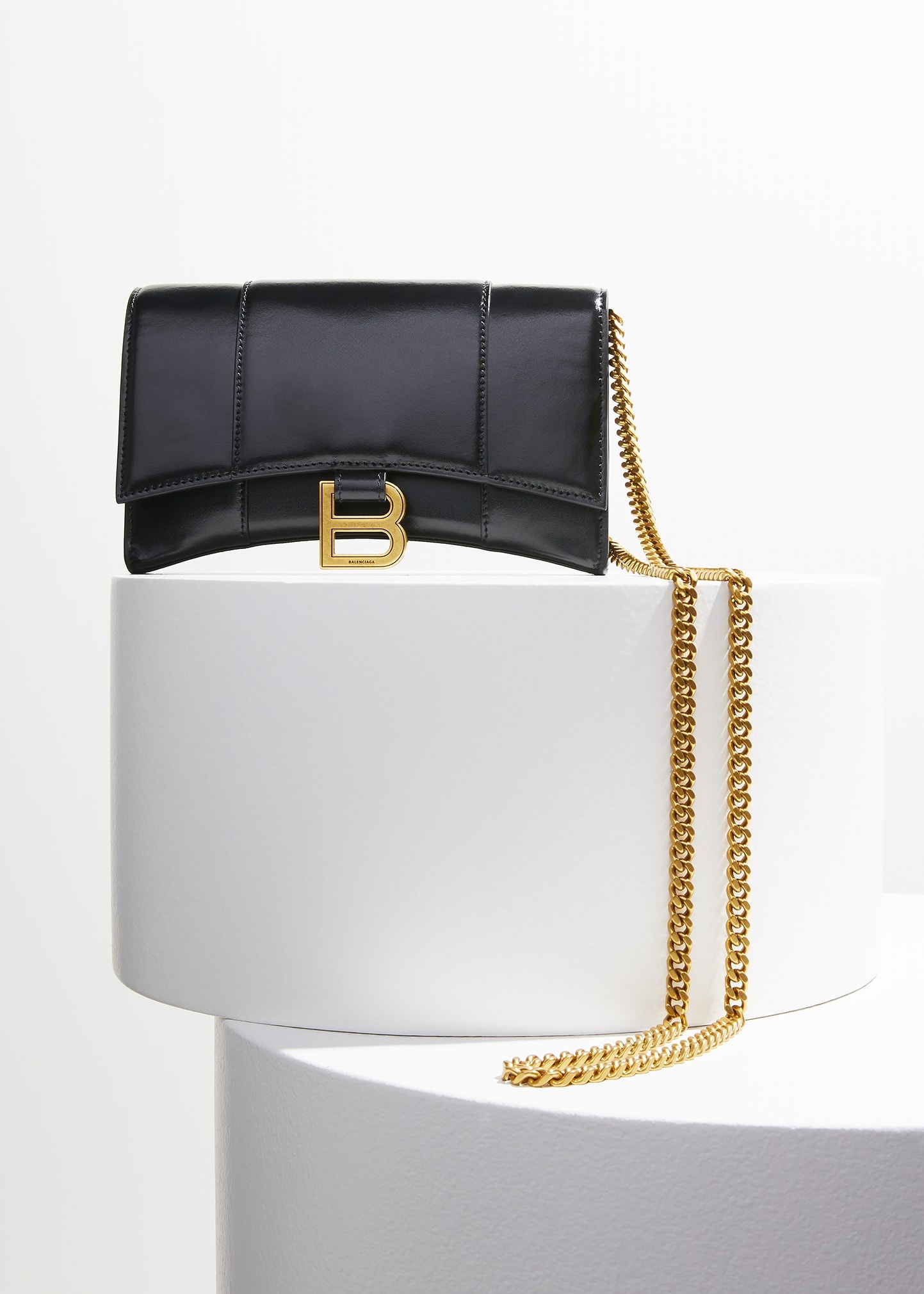 Hourglass Chain Leather Wallet on Chain - 5