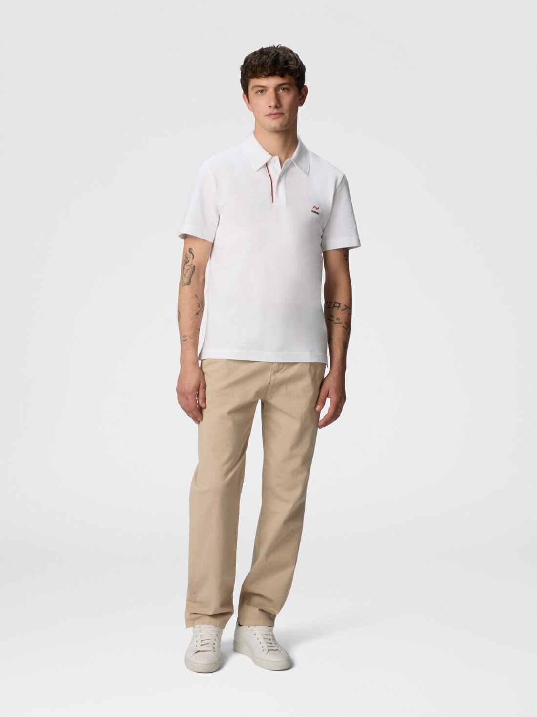 Solid color cotton piqué polo shirt with zigzag embroidery and contrasting detail - 2