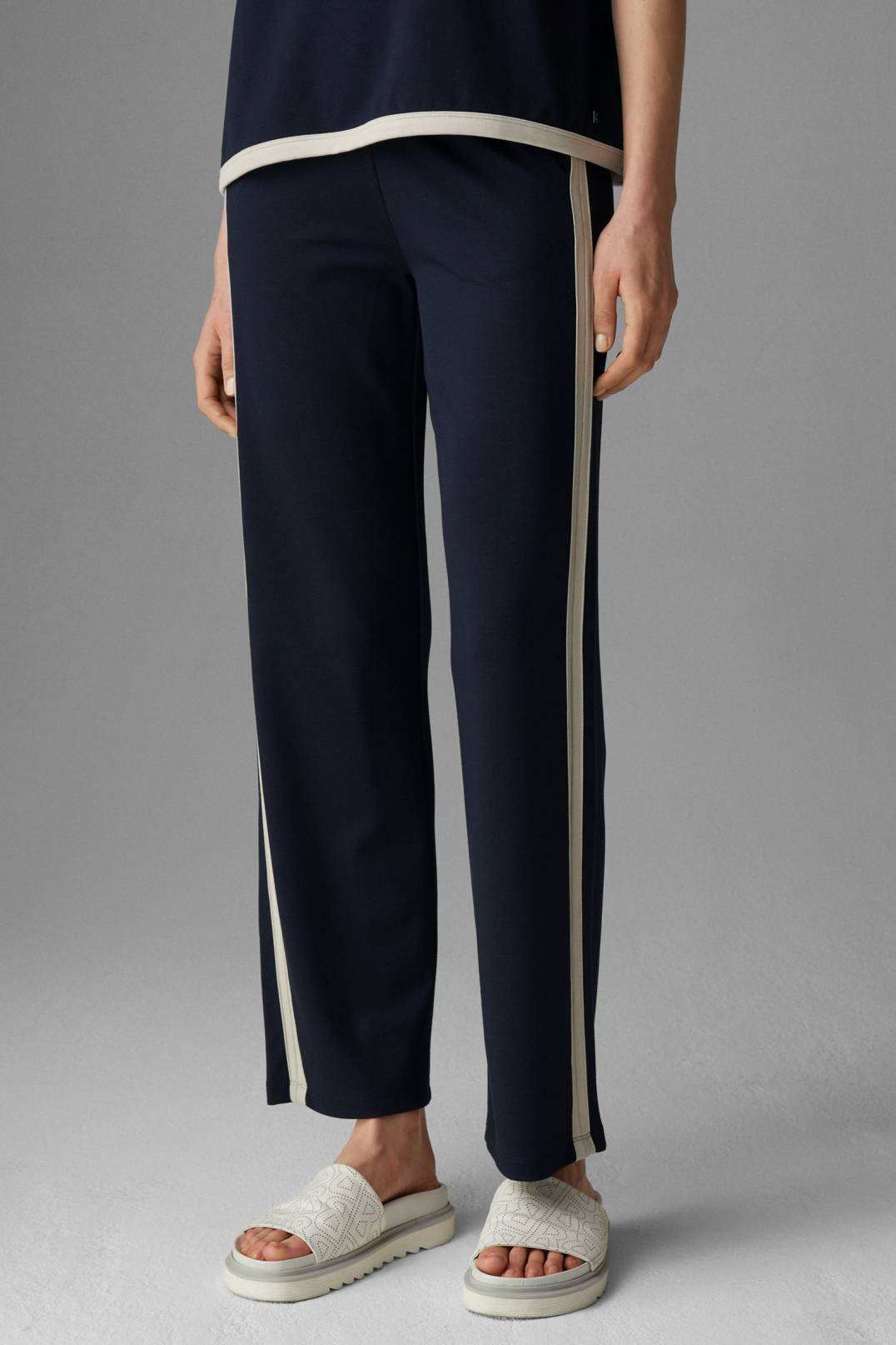 ELSA JOGGING TROUSERS IN NAVY BLUE - 2