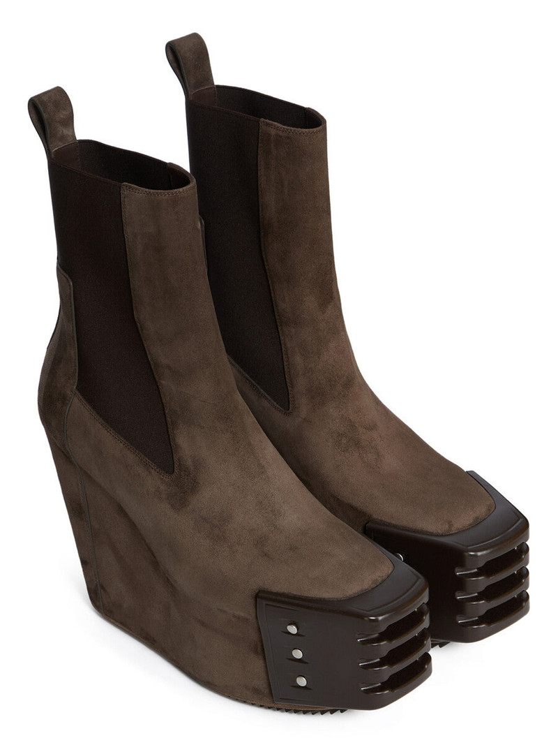 BOOTS 6