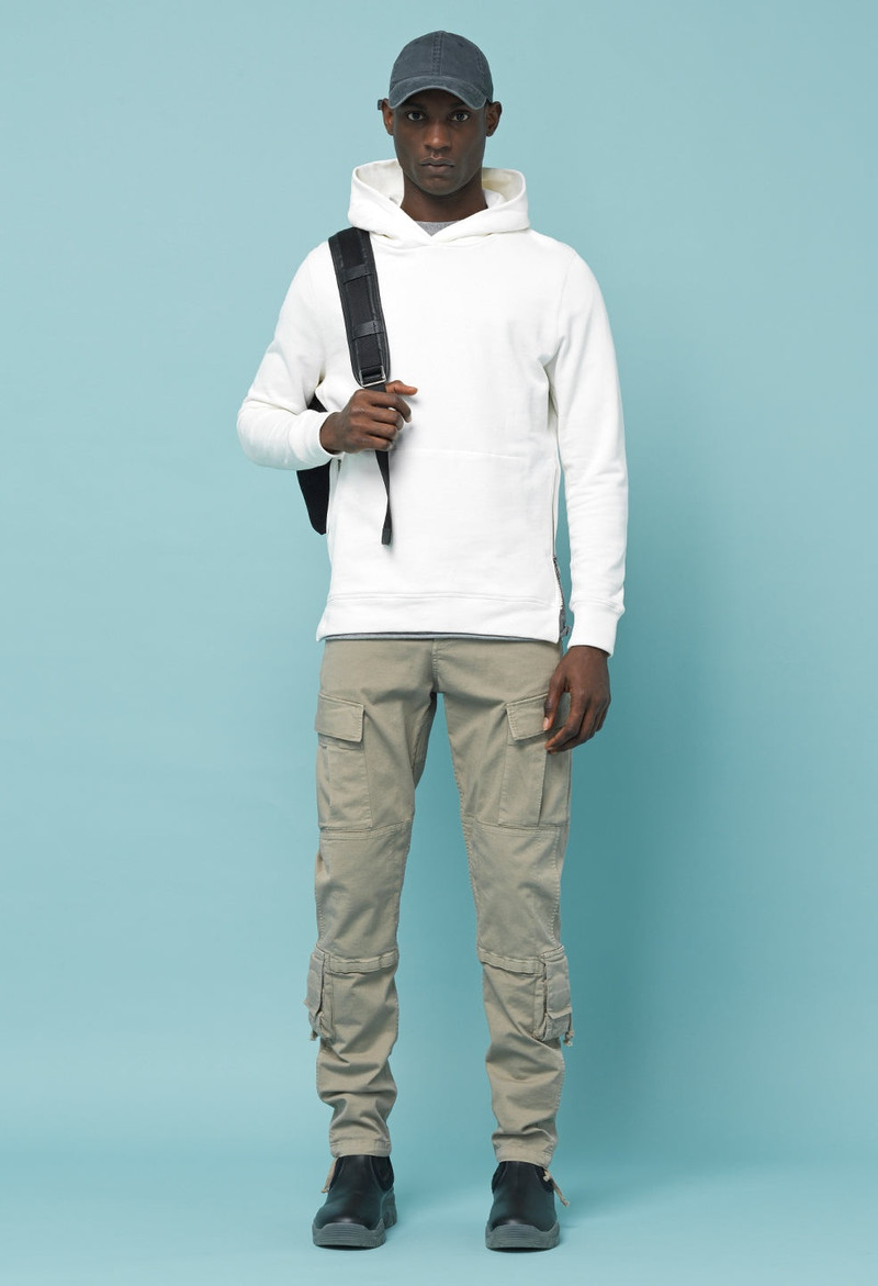 John Elliott HOODED VILLAIN outlook