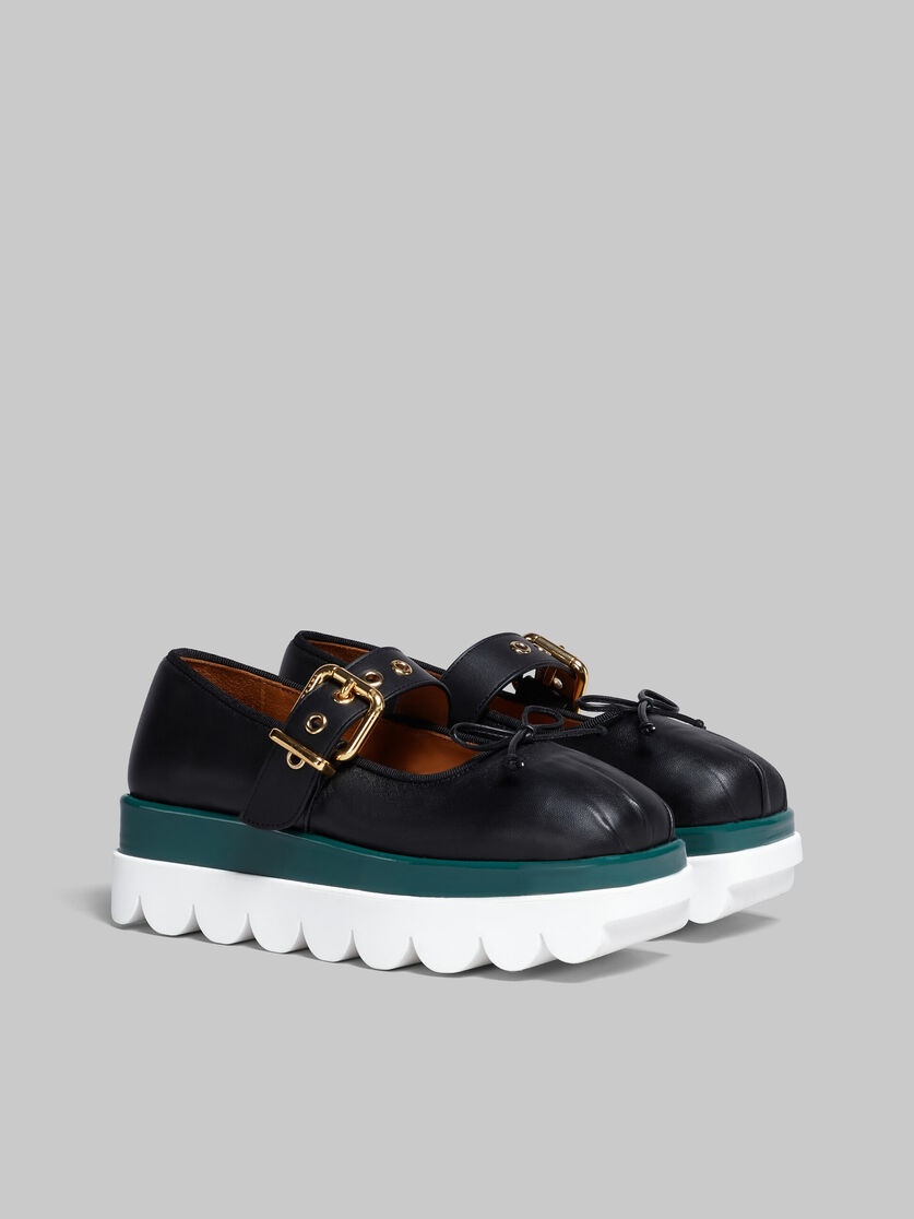 Marni BLACK LEATHER MARY JANE SHOE WITH SCALLOPED SOLE | REVERSIBLE