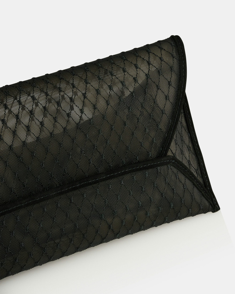 Sheer Clutch 3