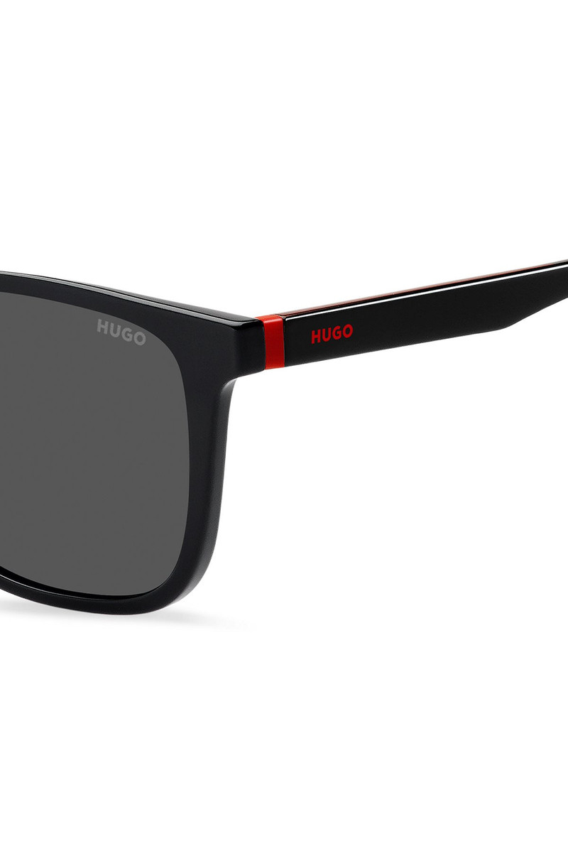 HUGO BLACK-ACETATE SUNGLASSES WITH RED DETAILS outlook
