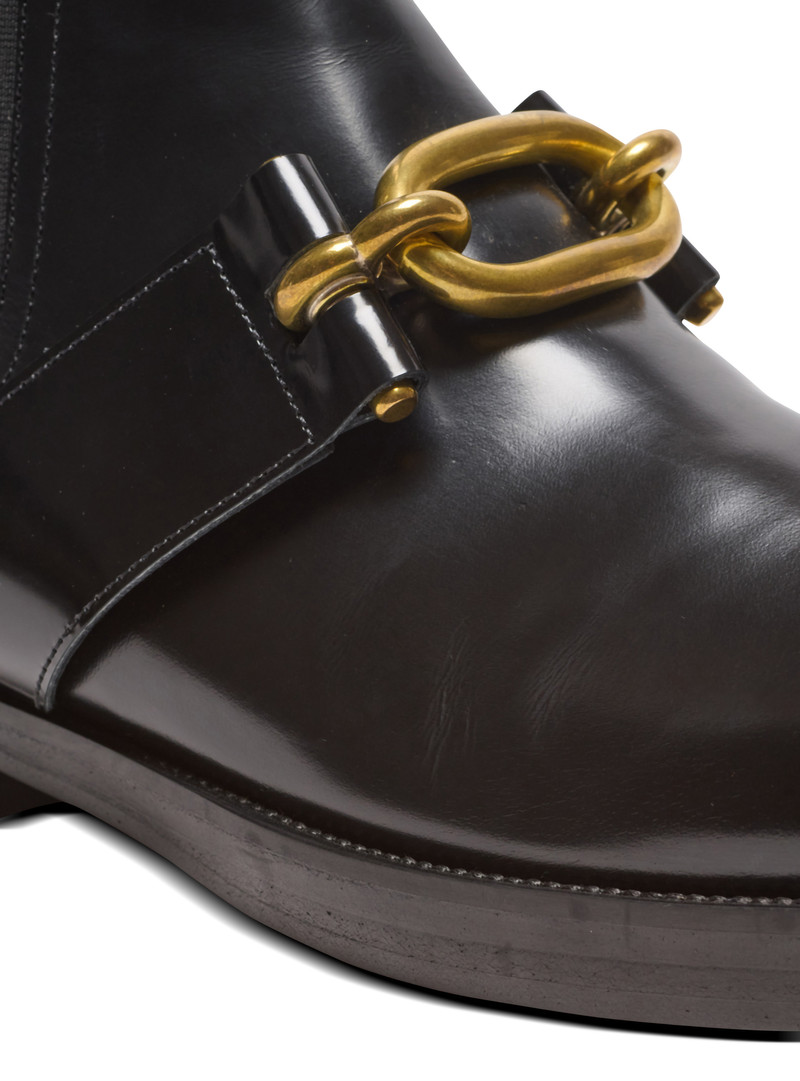 Sync Chelsea boots in glazed leather 5