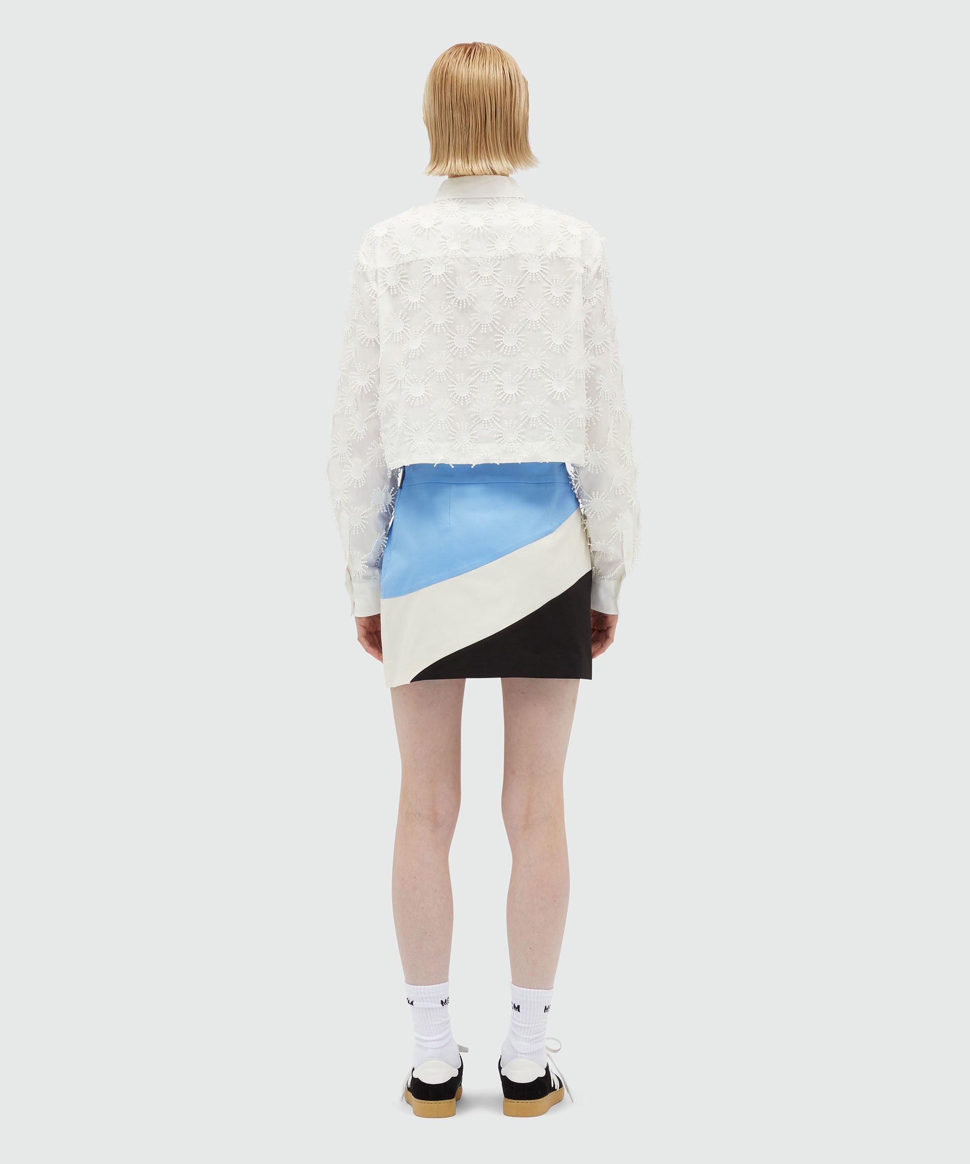 Short skirt in wave pattern gabardine - 3