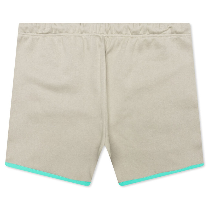 ESSENTIALS SWEATSHORTS - SEAL outlook