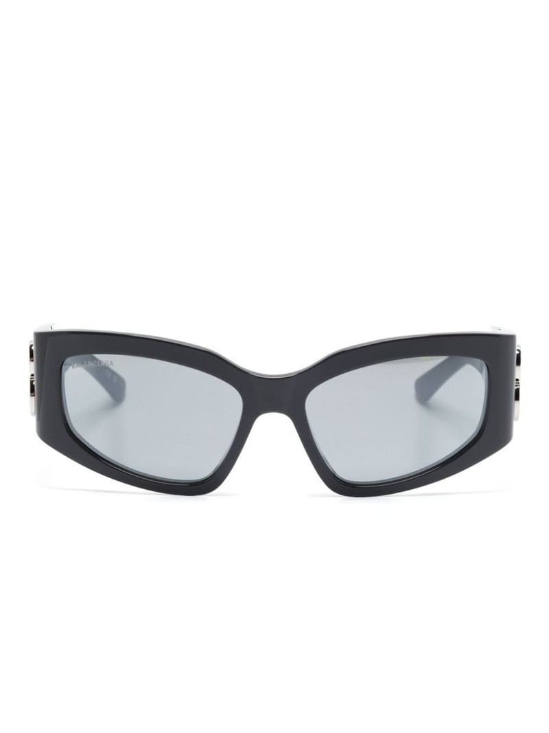 Bossy sunglasses 1