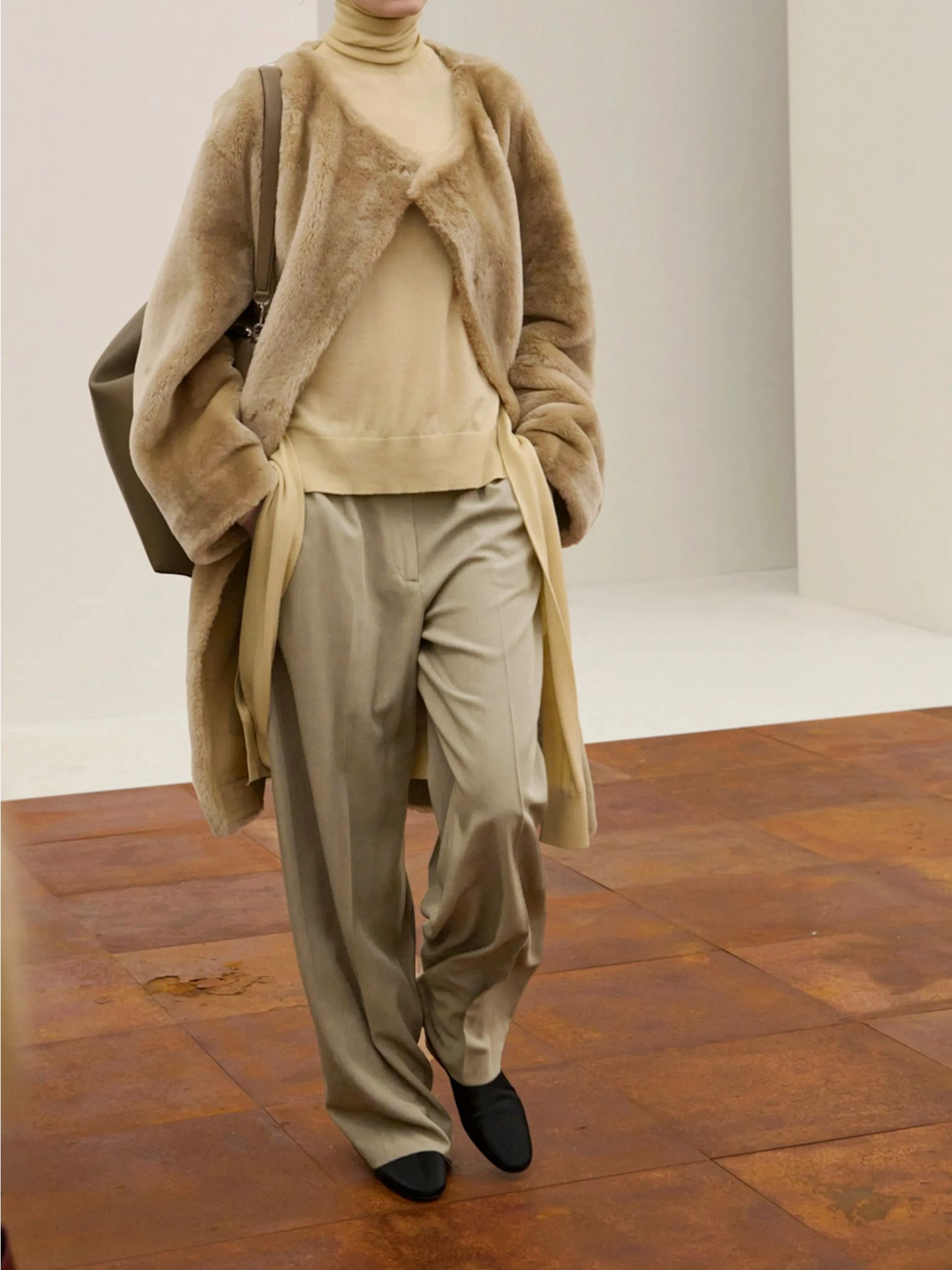 Shearling coat Beige - 5