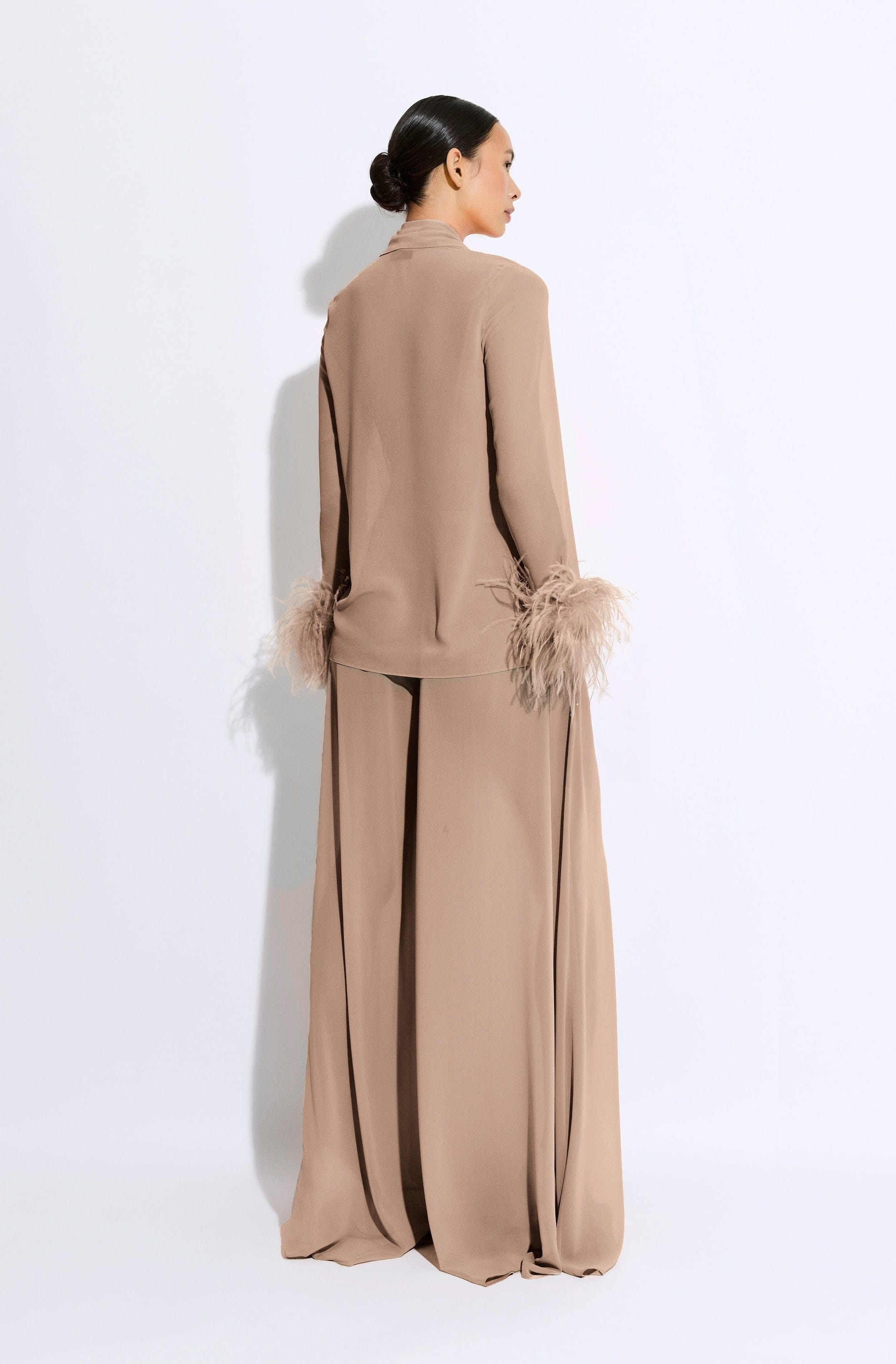 Lightweight Georgette Scarf Top With Feathers - 3