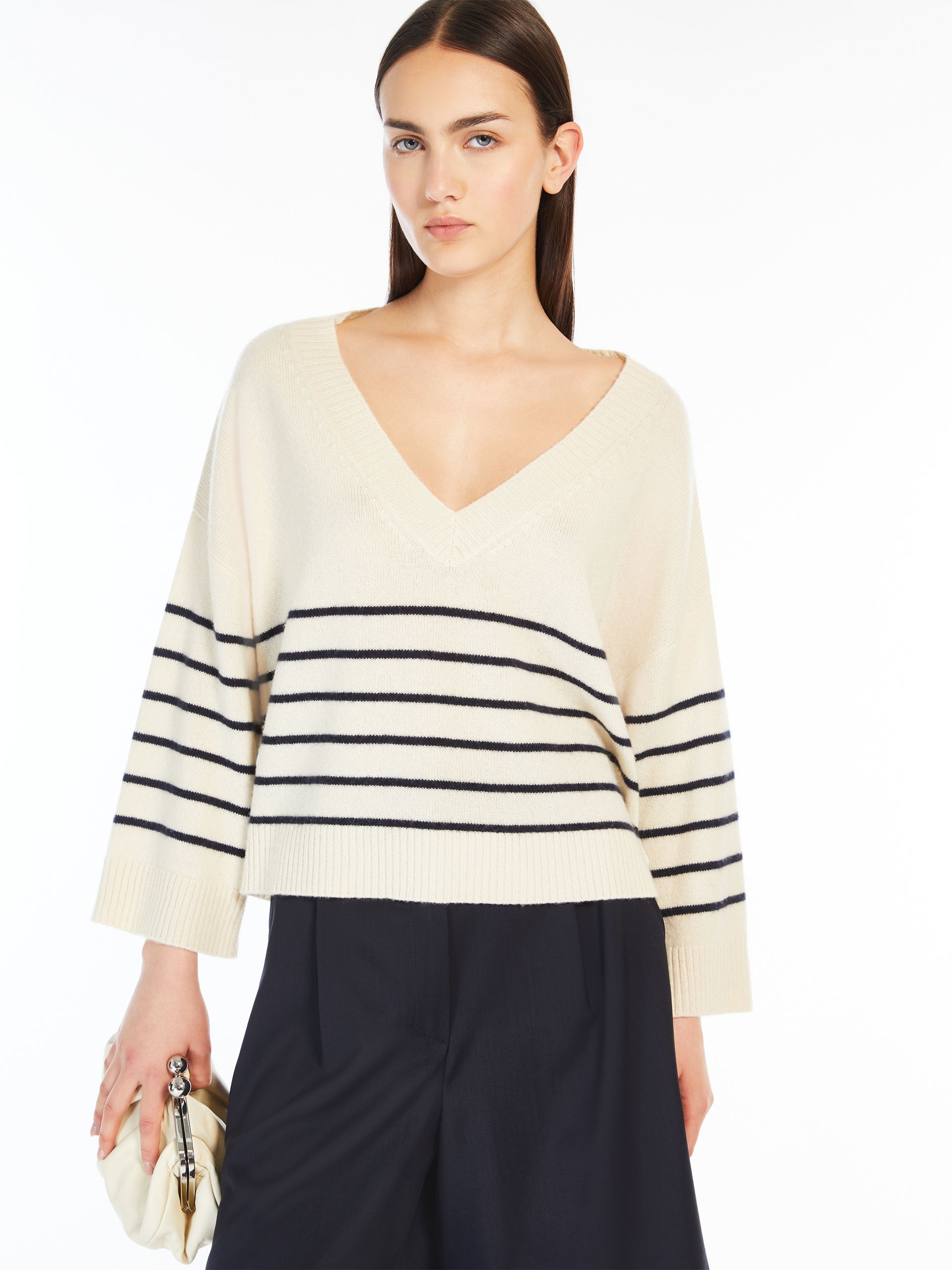 LEVA Oversized cashmere sweater - 5