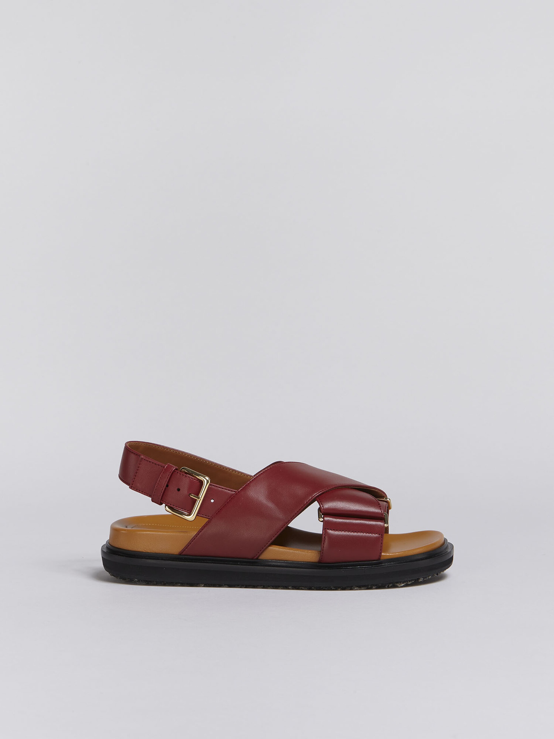 RED LEATHER FUSSBETT - 1