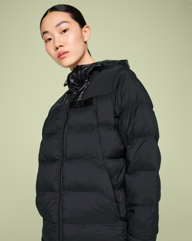 On Challenger Jacket outlook